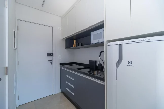 Imagem Apartamento de 1 quarto no bairro Água Verde