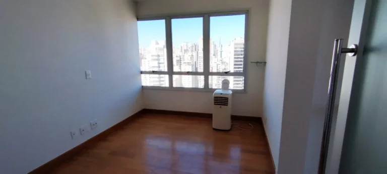 Imagem Apartamento Duplex Residencial e Comercial à Venda
Localizado no belo bairro de Pinheiros, em São ...
