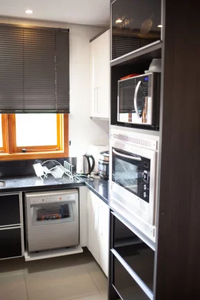 Imagem Excelente apartamento e 2 quarto sendo 1 suíte, mobiliado no centro de Novo Hamburgo