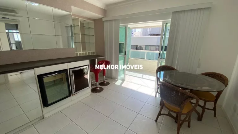 Imagem Apartamento á venda com 2 dormitórios localizado no coração de Balneário Camboriú.