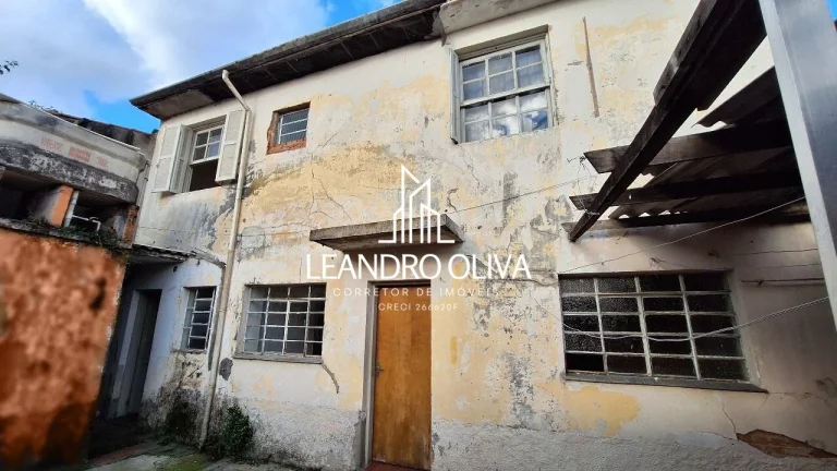 Imagem Casa Térrea com Edícula – Bosque da Saúde / Vila Gumercindo – São Paulo 4 dormitórios | 4 vagas | 173 m² de área construída | Terreno 325 m²