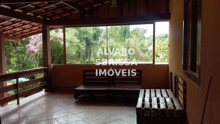 Imagem Excelente chácara 5000 m2 com piscina à venda em Atibaia SP