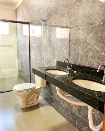 Imagem Casa De 3/4 Sendo 1 Suite No Ravena Sozinha No Lote