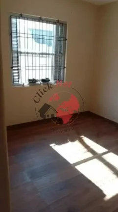 Imagem Casa térrea à venda bem localizada no bairro Pauliceia, São Bernardo do Campo com 3 dormitórios, 2 vagas, 120 m².