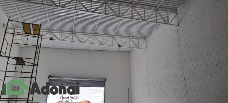 Imagem GALPÃO INDUSTRIAL - Área de 500m² com 362,50m² de área construída.