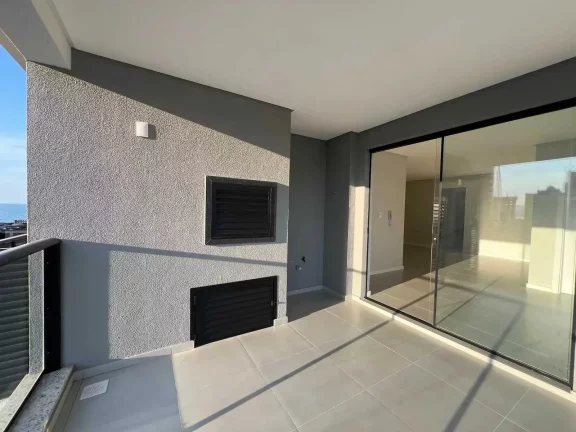 Imagem Apartamento com 3 dormitórios sendo 1 suíte e 2 vagas em Balneário Perequê/SC