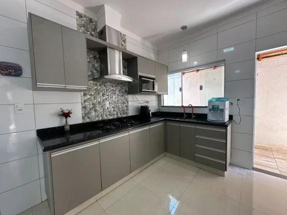 Imagem Casa de vila para venda em Esplanada Primo Meneghetti II com 3 quartos, sendo 1 suíte, 142m2