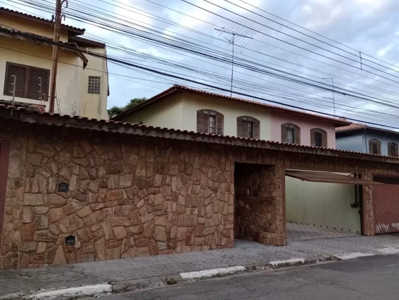 Imagem Sobrado com 3 dormitórios à venda, 165 m² por R$ 590.000,00 - Vila Acoreana - Poá/SP