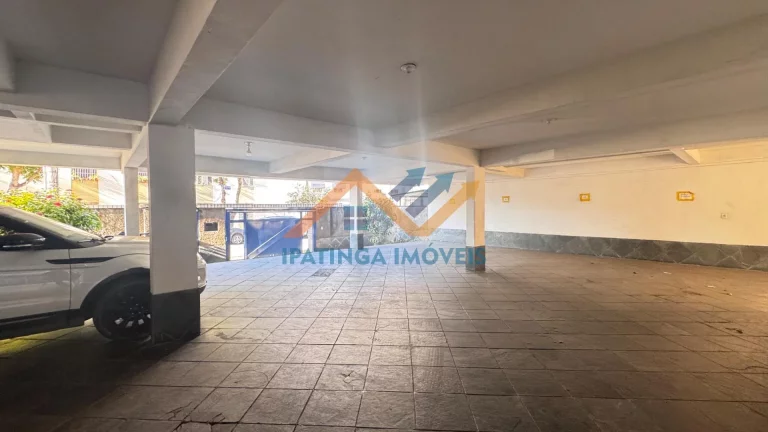 Imagem Apartamento amplo com área de claraboia á venda no bairro Iguaçu - Ipatinga