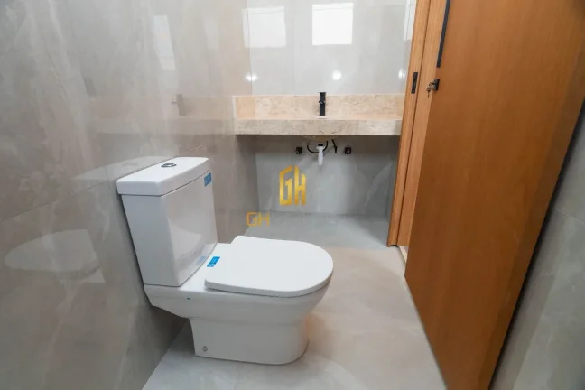 Imagem Casa 3 quartos no Setor Três Marias próximo ao Atacadão Costa, com 300m² de área total e 179m²...