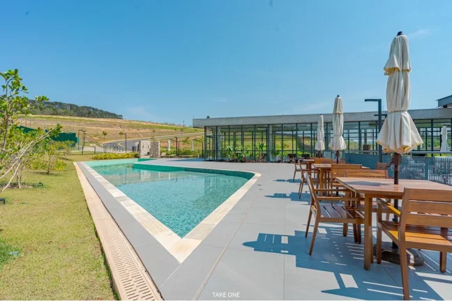 Imagem Terreno à venda em Jundiaí, Ivoturucaia, 1120m2