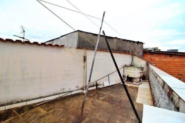 Imagem Casa com 2 dormitórios à venda, 200 m² por R$ 630.000 - Vila Alto de Santo André - Santo André/SP