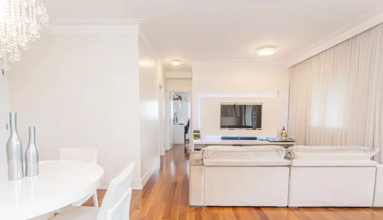 Imagem Apartamento 111M², 3Q, 1 Suíte, 2 Banheiros, 2 Vagas, Varanda Gourmet, Academia, Churrasqueira, Piscina Adulto e Infantil, Salão de Festas e Jogos.
