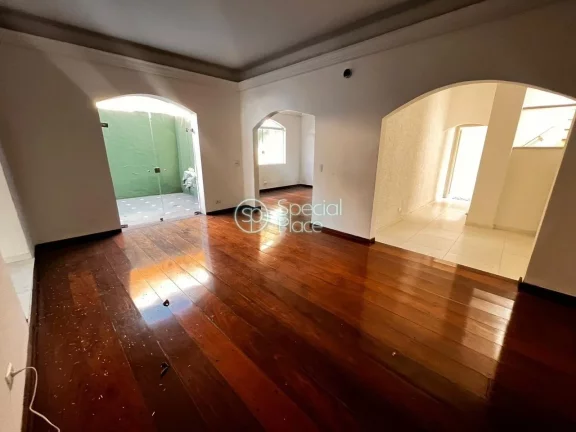 Imagem Casa ampla no Pacaembu 400 m2 de terreno 300 m2 de construção 3 dormitórios 1 suíte lavabo sala ...