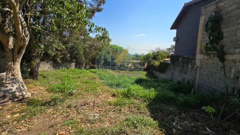Imagem Terreno em Condomínio a Venda no bairro Granja Viana - Carapicuíba, SP