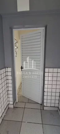 Imagem Aluga-se Salas Comerciais 2 Cômodos, 1 Banheiro, na Vila Augusto, próximo ao Centro de Mauá-SP