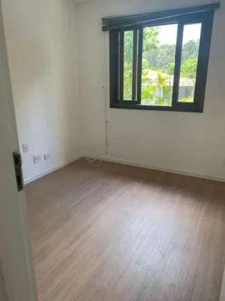 Imagem Casa em Condomínio com 3 quartos, 3 vagas, aceita financiamento.