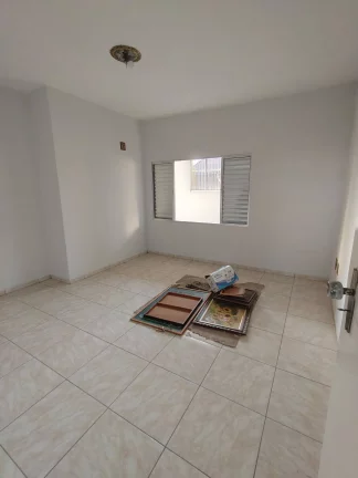Imagem Casa Residencial - Anhangabaú - Locação - Excelente localização
