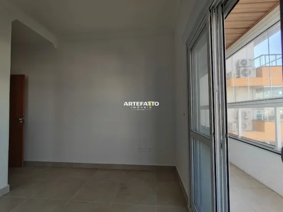 Imagem Novo e excelente apartamento na Praia das Toninhas