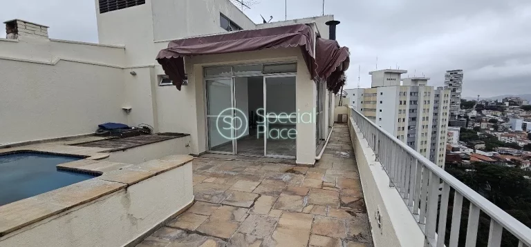 Imagem Linda cobertura no bairro Alto da Lapa Com 202 m² privativos, temos no primeiro piso uma ampla sala...