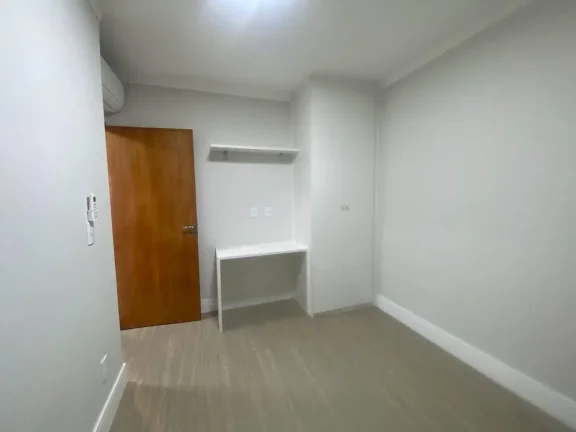 Imagem Apartamento mobiliado c/ vista incrível frente ao Lago do Taboão
