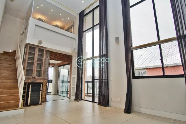 Imagem Excelente apto no Panamby - Área: 184,00m² - Amplo living com pé direito duplo ( persianas automa...