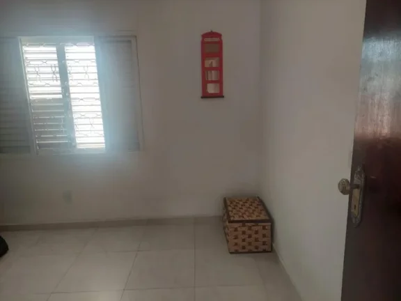 Imagem Casa Sobrado, 3 dormitórios ( 1 suíte), 6 vagas, Piscina - Bosque dos Eucaliptos - Sjc.