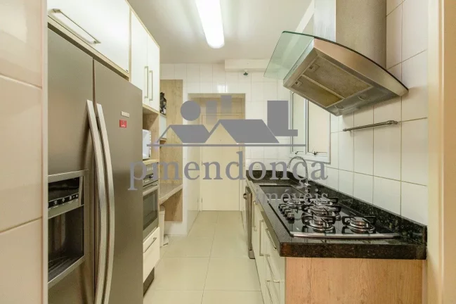 Imagem Excelente apartamento de 93m², localizado em Pinheiros com 2 quartos ( 1 suíte ) e 2 vagas..