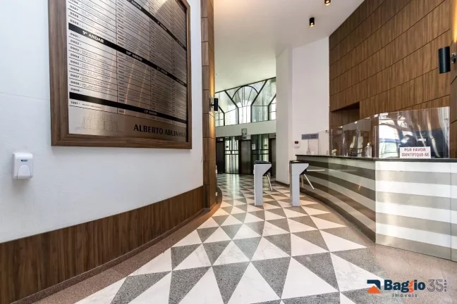 Imagem Sala Comercial na Candido de Abreu, com uma vaga