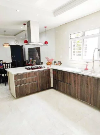 Imagem Sobrado reformadocom 3 Quartos,2 Vagas e quiosque com Churrasqueira.Bairro Jardim da Saúde