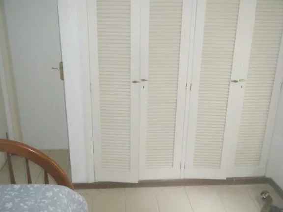 Imagem Praia de Pitangueiras - Frente Total ao Mar - 181 m² úteis - 2 vagas - Belíssimo apartamento totalmente reformado e decorado !!!