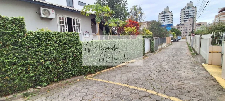 Imagem Terreno em Trindade ideal para empreendimento