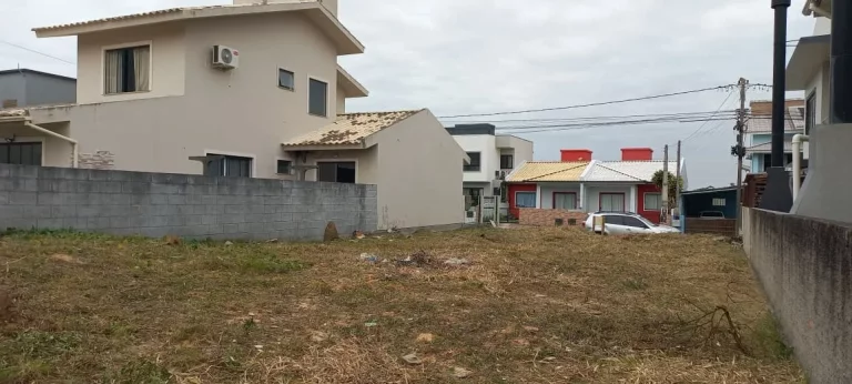 Imagem Terreno à venda no Bairro Ambrósio em Garopaba-SC - Escritura Pública!