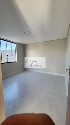 Imagem Casa Geminada à Venda em Forquilhas – São José | 4 Dormitórios | Terreno de 400 m²