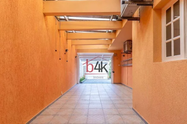 Imagem Casa 220 m² à venda, 4 dormitórios no J ardins 4