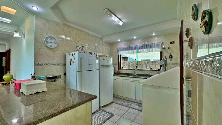 Imagem Casa com 4 Suítes à venda, 401 m por R$ 2.950.000,00 - Riviera - Modulo 22