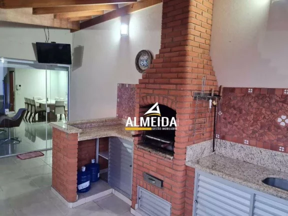 Imagem Casa com 5 dormitórios à venda, 264 m² por R$ 1.200.000,00 - Estádio - Rio Claro/SP