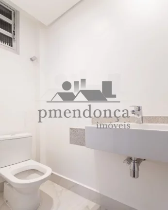 Imagem Higienopolis, Apartamento reformado, 3 dormts 2 suites,com 210 m2