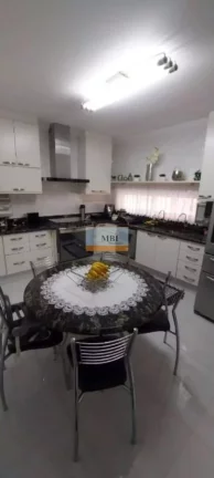 Sobrado com 276 m² à venda, no Jardim Têxtil - São Paulo