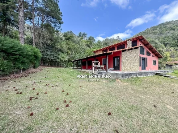 Casa com 5 dormitórios à venda, 350 m² por R$ 1.350.000,00 - Córrego das Pedras - Teresópolis/RJ