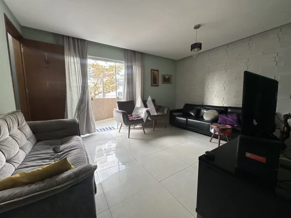 Imagem Casa alta à venda no bairro da Aparecida