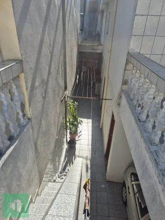 Imagem Sobrado com 2 quartos, à venda em Diadema, Canhema