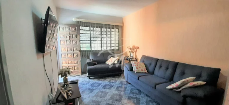 Imagem Casa com 3 dormitórios para venda ou permuta