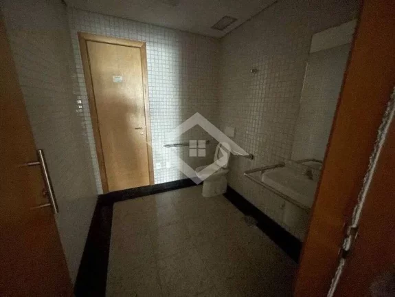 Imagem Andar Corporativo com 919m², 5 Vagas e Vista Baía – Localização Estratégica
