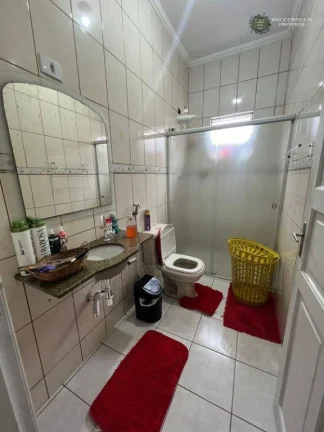 Imagem Casa com 5 dormitórios à venda, 200 m² por R$ 960.000,00 - Tupi - Praia Grande/SP