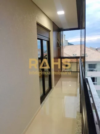 Imagem Apartamento Semi Mobiliado em Ótima Localização, Próximo ao Mar de Florianópolis Apartamento co...