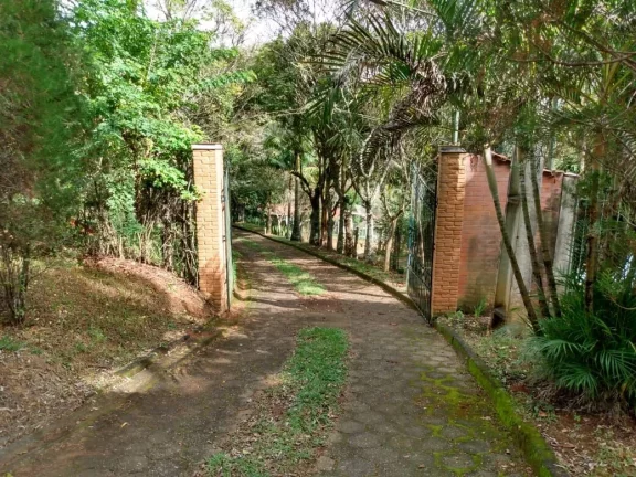Imagem CHÁCARA A VENDA PRÓXIMO CIDADE DE BRAGANÇA ENTRADA DE SOCORRO COM LAGOS E CAMPO DE FUTEBOL