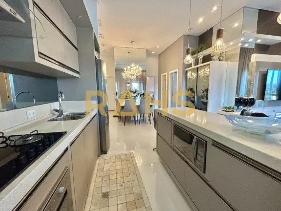 Imagem Cobertura mobiliada com 2 suítes, 3 vagas e completa área gourmet à venda no Santo Antonio. Excel...