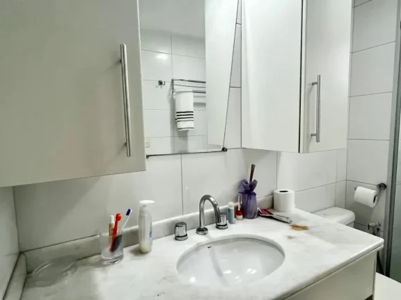 Imagem Apartamento 2Q, 2 Suítes, 2 Banheiros, 2 Vagas, Piscina Coberta, Academia, Sauna, Varanda.