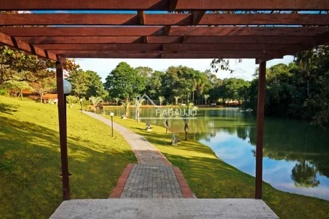 Imagem Casa em Condomínio de Luxo à Venda em Sorocaba-SP, Jardim Reserva Ipanema: 3 Quartos, 1 Suíte, 2 Salas, 2 Banheiros, 2 Vagas, 140m²